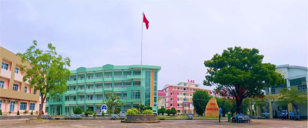 Trường Cao Đẳng Long An